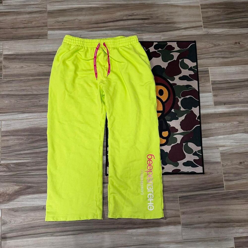 GV Gallery Raspberry Limon Distressted Baggy Sweatpants